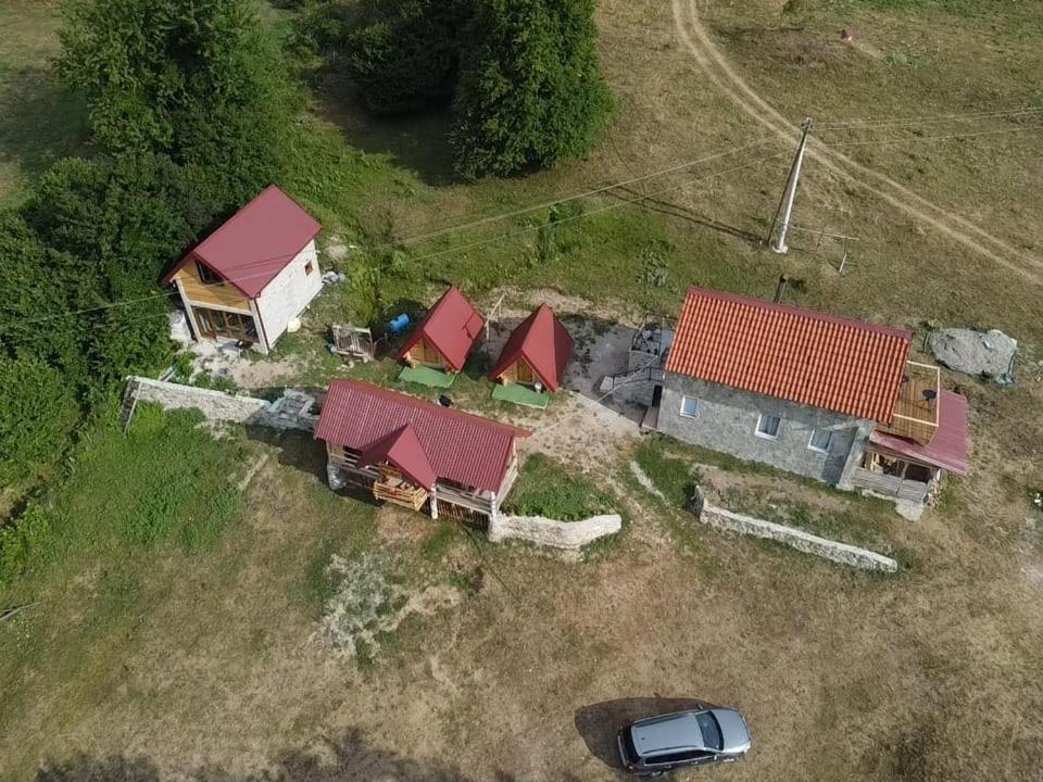 Bungalows Malagic Gusinje Exterior foto