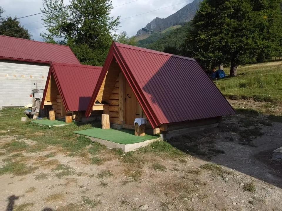 Bungalows Malagic Gusinje Exterior foto