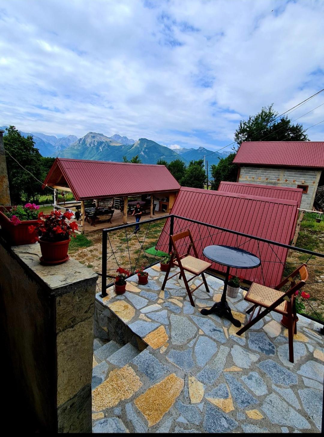 Bungalows Malagic Gusinje Exterior foto