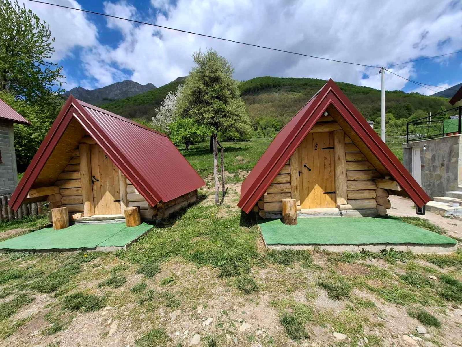 Bungalows Malagic Gusinje Exterior foto